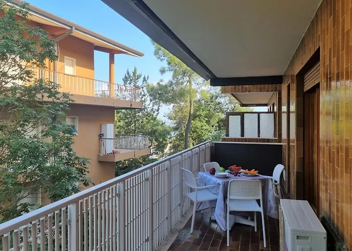 شقة Aurora غرادو